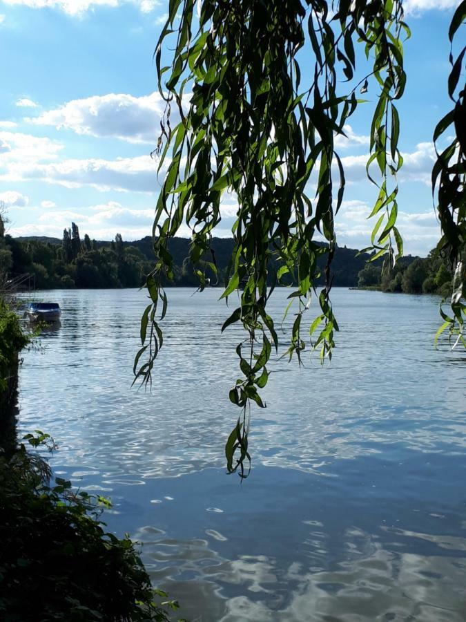 Les Seringats Poissy Kültér fotó